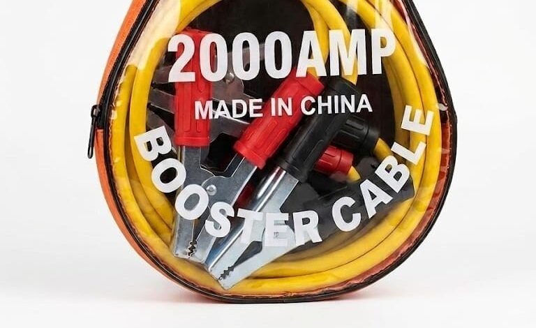 كابل شحن بطارية سيارة Car Booster Cable 2000A مع حقيبة Car Booster Cable 2000A Car Battery Jump Starter Cables Yellow Red Black Subscription Cables with Carrying Bag Battery Booster Wire for Emergency Jump Start Empty Car Battery Rescue Cable