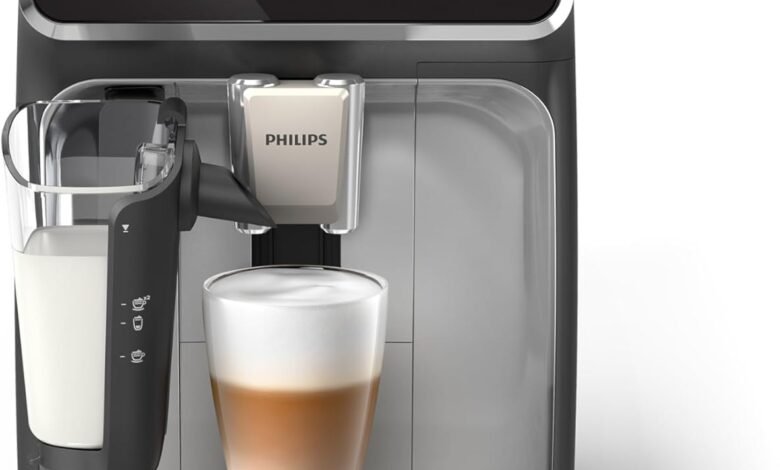 ماكينة قهوة أوتوماتيكية Philips 4400، شاشة عرض، تحضير صامت Philips Fully Automatic Coffee Machine, 12 Hot & Cold Beverages, 2 Profiles | 4400 Series, Intuitive Display Screen, Silent Brew, LatteGo, 12 Ceramic Grinder Settings, Silver/Black, EP4446/23