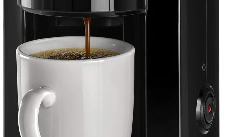 جهاز قهوة BLACK+DECKER DCM25N-B5 سعة 125 مل وقطعة تحكم واحدة BLACK+DECKER Coffee Maker, 350W, 125ml Water Tank, Compact One-Cup Coffee Machine with Ceramic Mug, Auto Shut-Off, Durable Nylon Filter, One-Button Control, For Drip Espresso, Black - DCM25N-B5