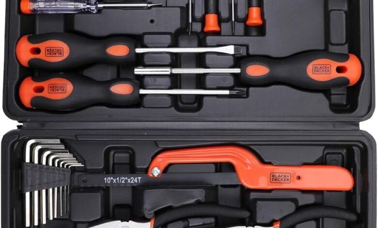 عدة أدوات يدوية 126 قطعة من BLACK+DECKER مع صنارة ومفكات BLACK+DECKER 126-Piece Hand Tool Kit, Wrenches, Screwdrivers, Hammer, Allen Keys, Electrical Tester, Durable Kitbox, Ideal for Home and Professional Use, Portable, Orange/Black - BMT126C